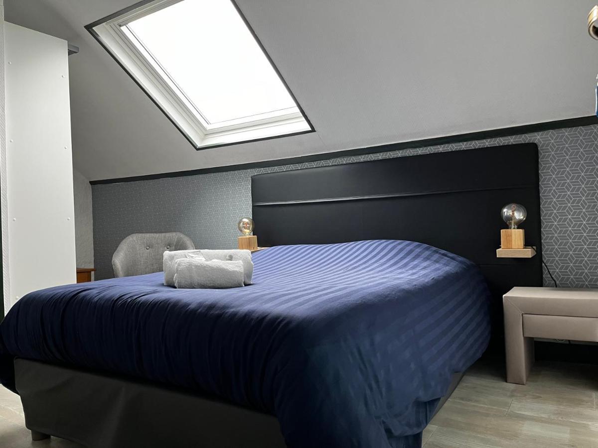 Auberge De La Voute Chooz Экстерьер фото